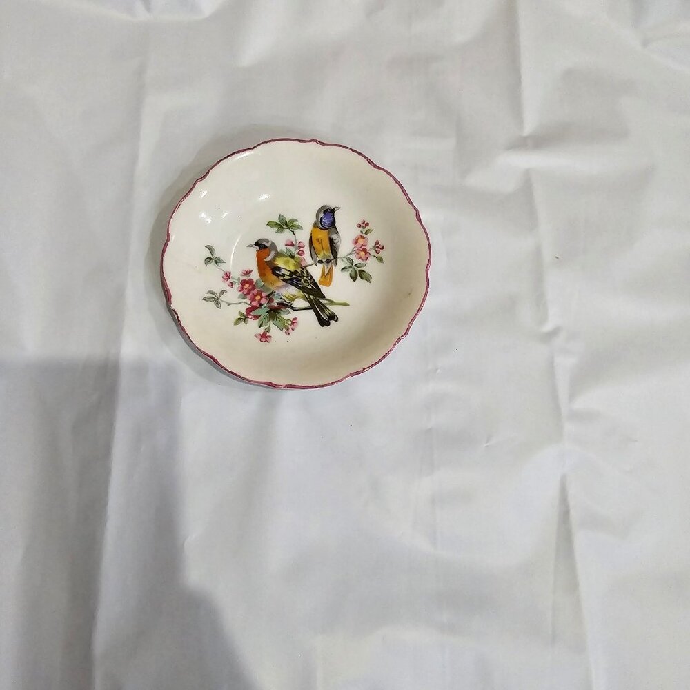 Small decorative Bird plate wall dish vintage Japan floral purple edge around